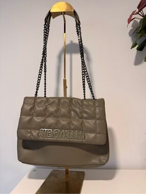 Steve Madden Quilted Shoulder Bag in Olive